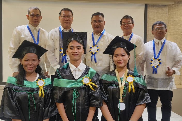 The Graduates with the Spiritual Leaders